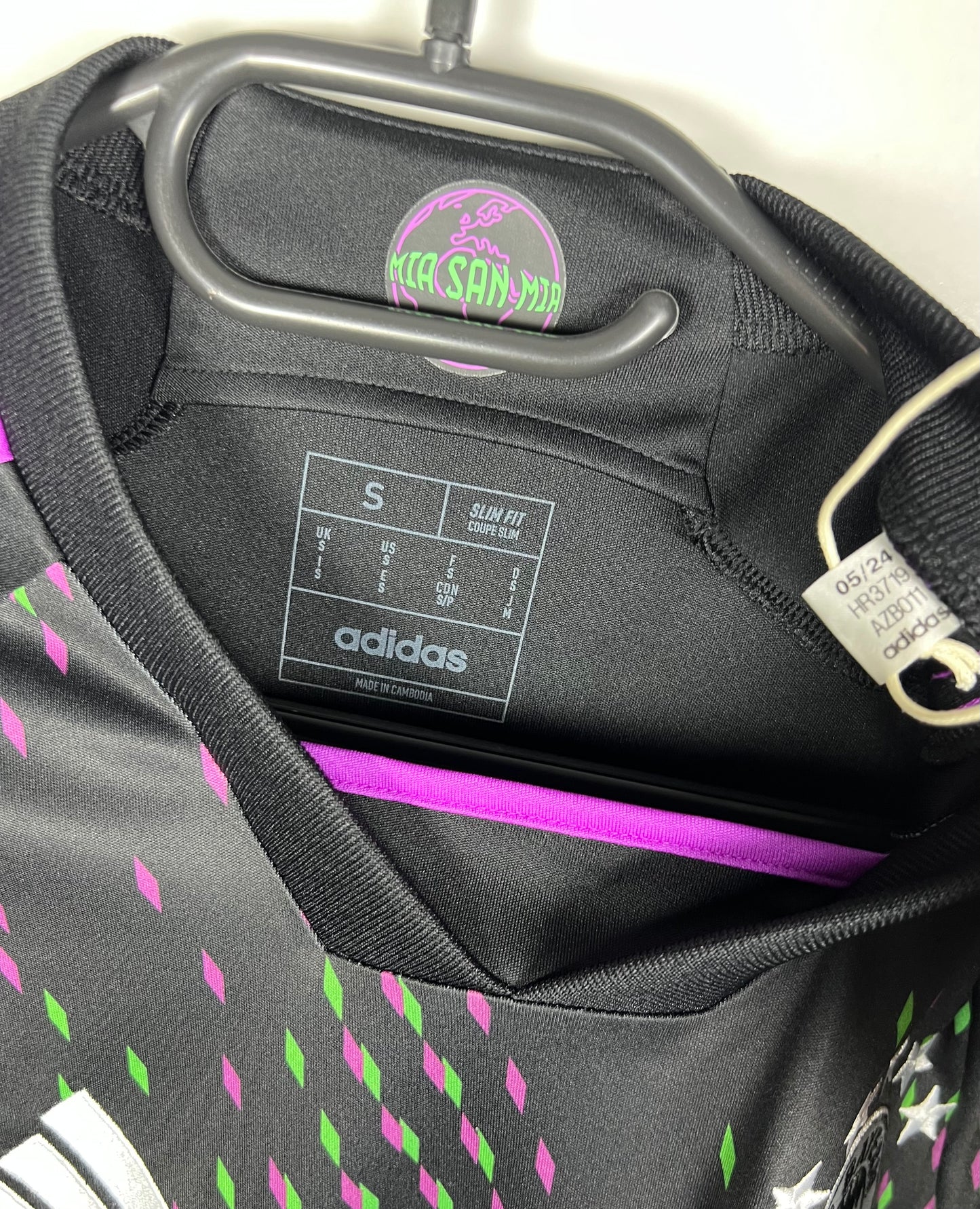 Bayern München 2023-2024 uit Leroy Sane S