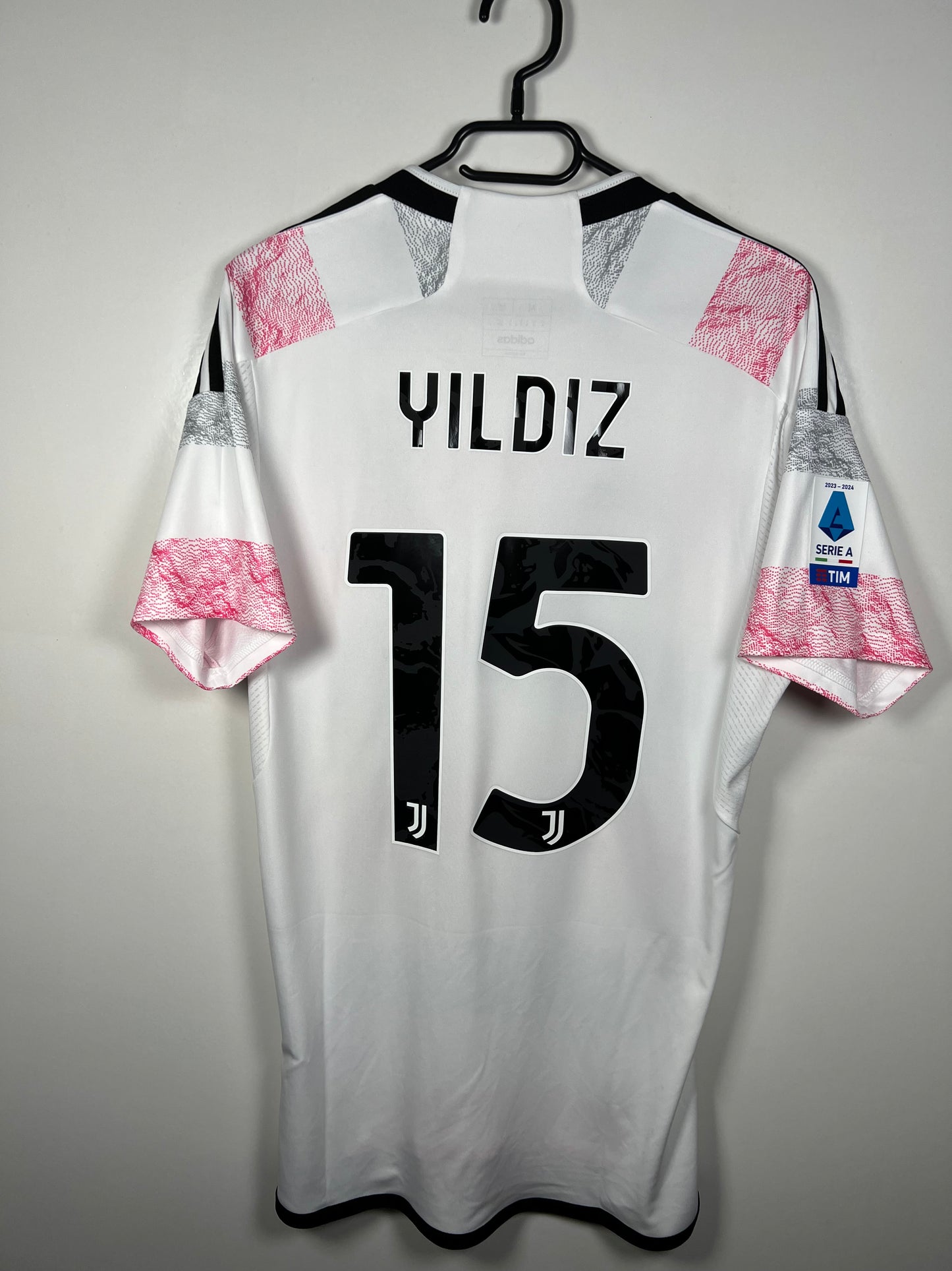 Juventus 2023-2024 uit Yildiz M