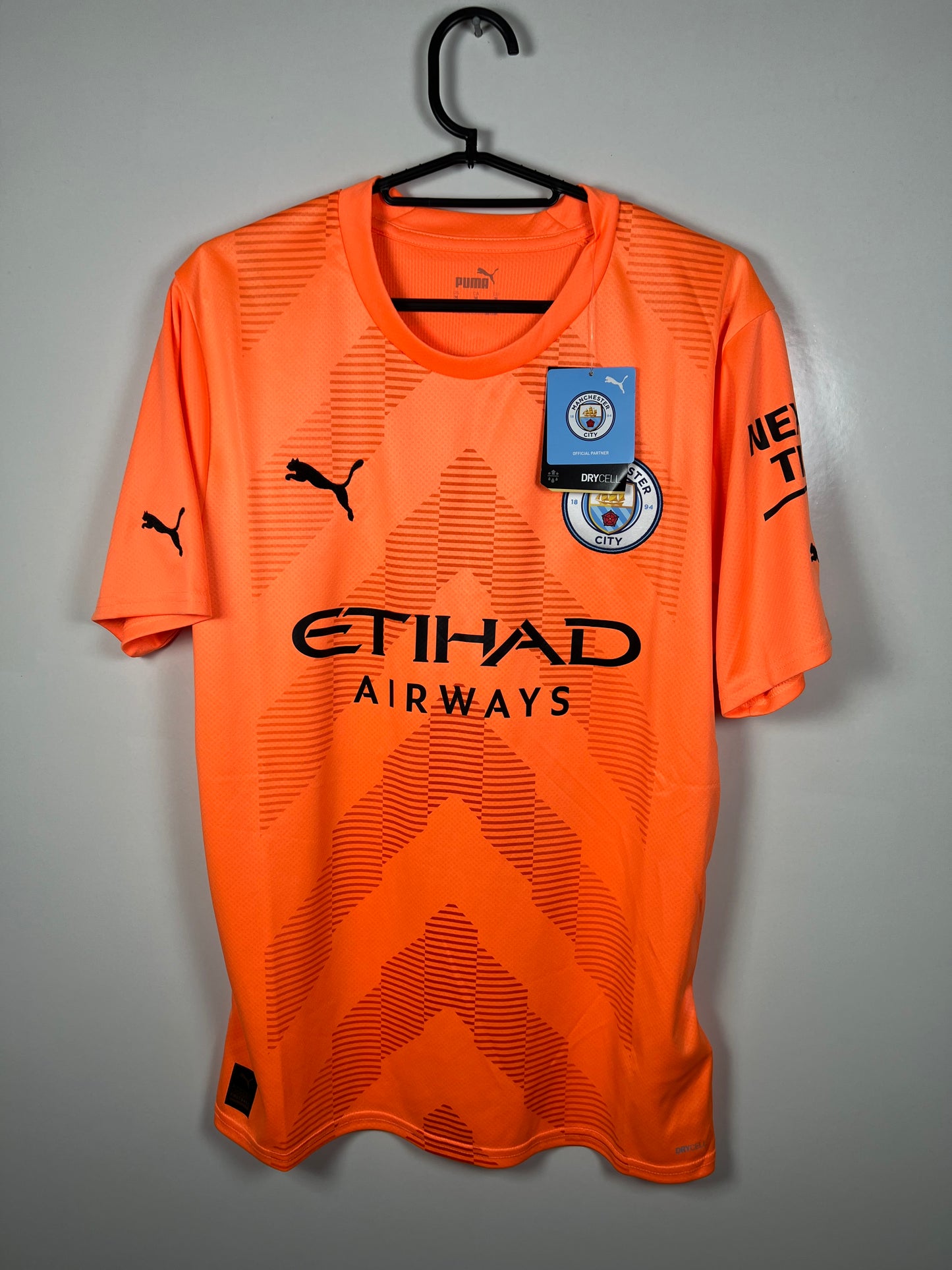 Manchester City 2022-2023 keepershirt Ederson M
