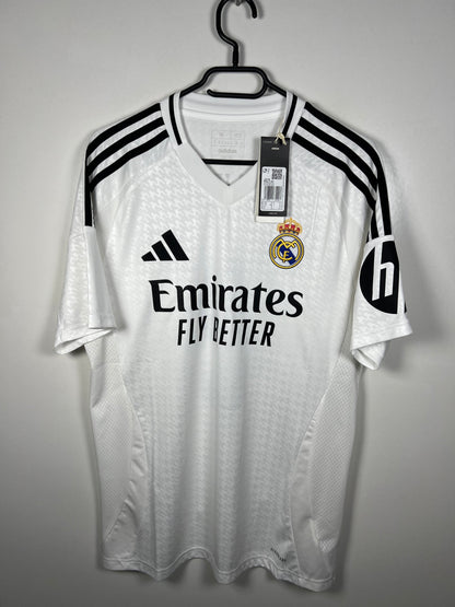 Real Madrid 2024-2025 thuis Valverde M