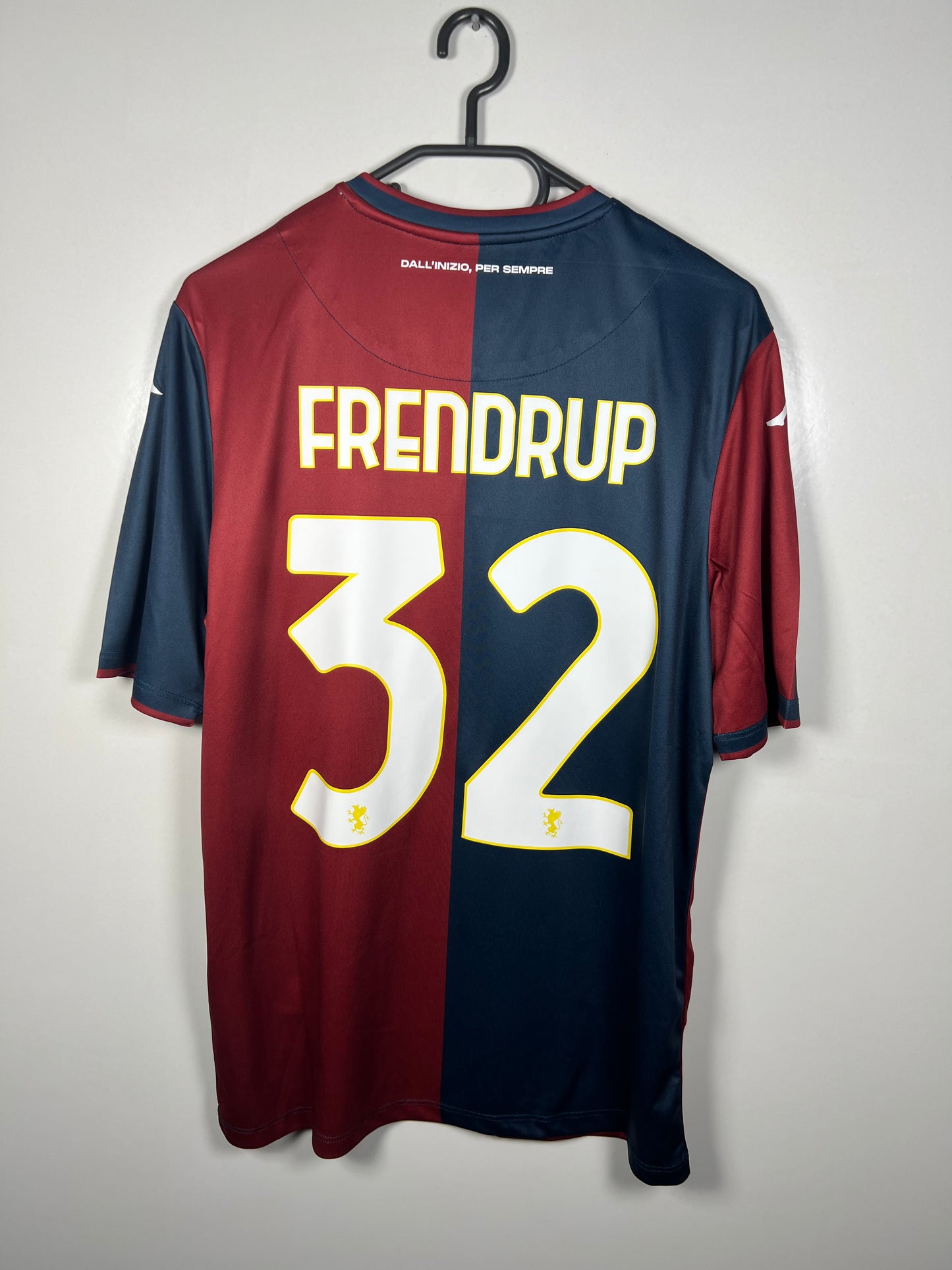 Genoa 2024-2025 thuis Frendrup M