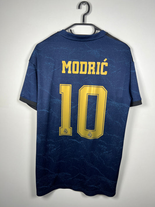 Real Madrid 2019-2020 uit Modric M