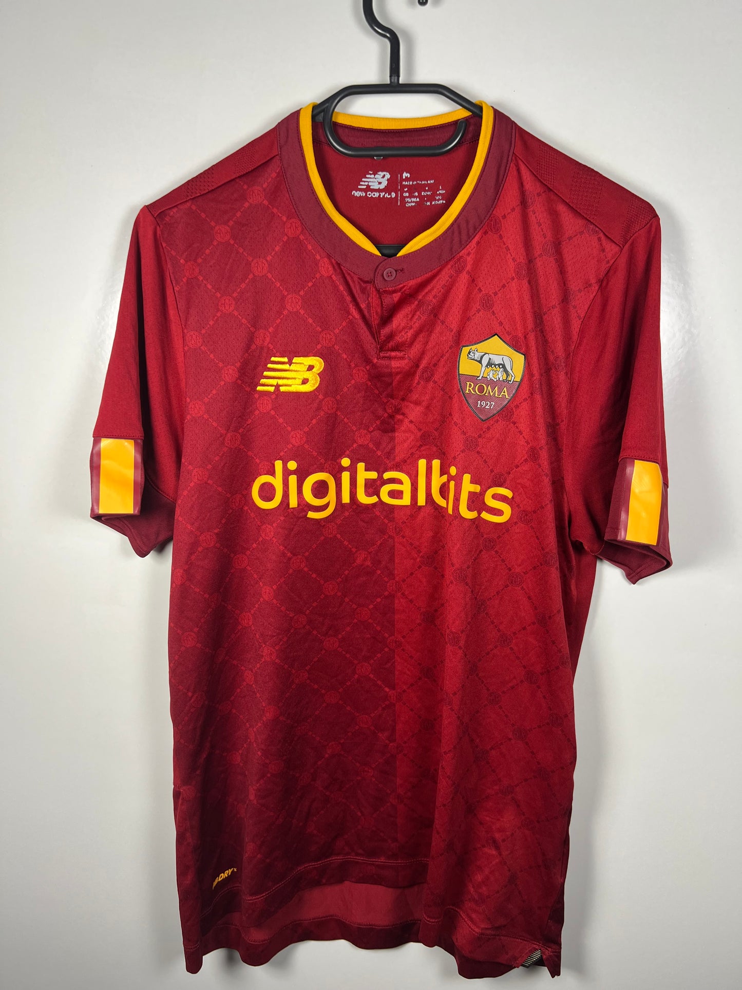 AS Roma 2022-2023 thuis Dybala M