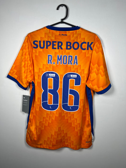 FC Porto 2024-2025 uit Mora M