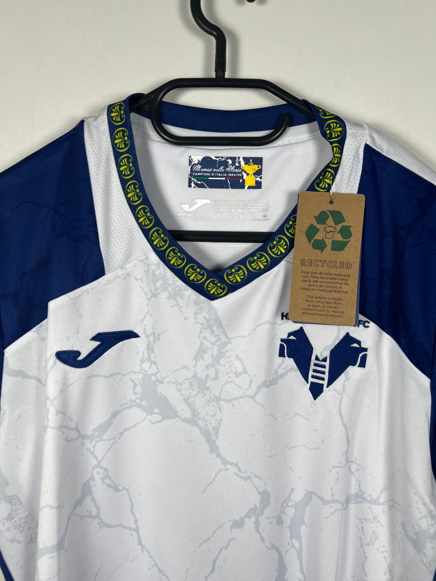 Hellas Verona 2024-2025 uit Lazovic L