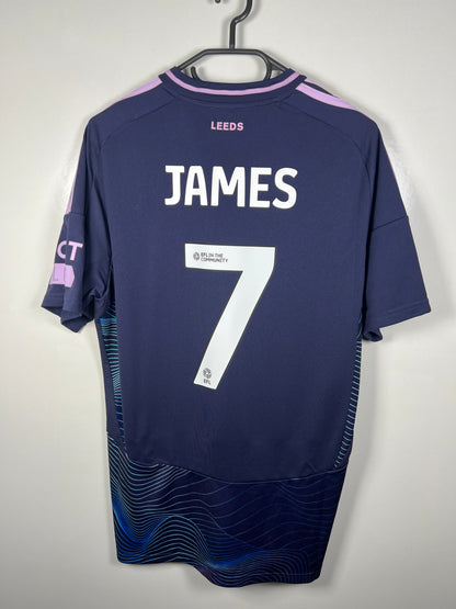 Leeds United 2024-2025 3e James M