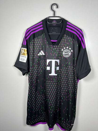 FC Bayern München 2023-2024 uit Minjae XL