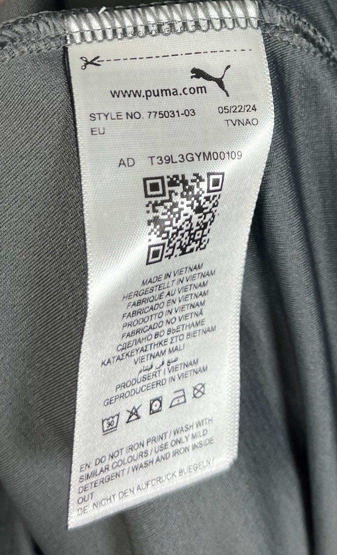 AC Milan 2024-2025 3e Rafa Leao, Nieuw met kaartje