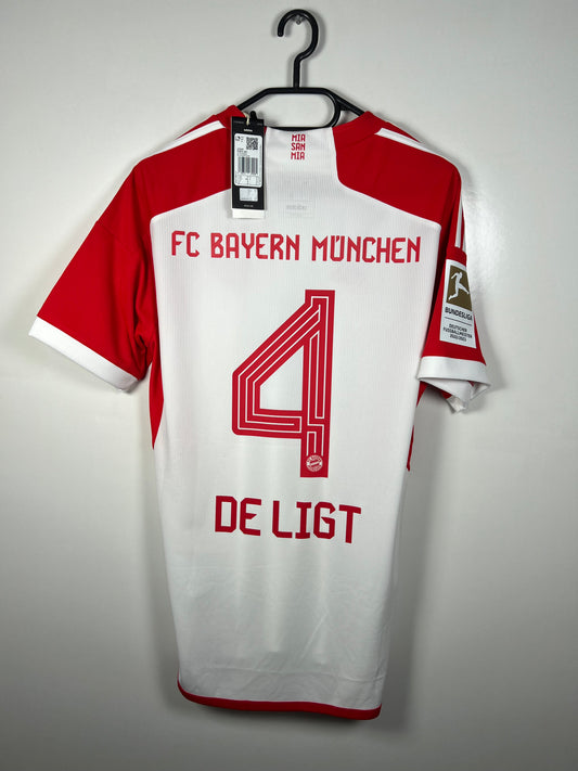 Bayern München 2023-2024 thuis De Ligt M