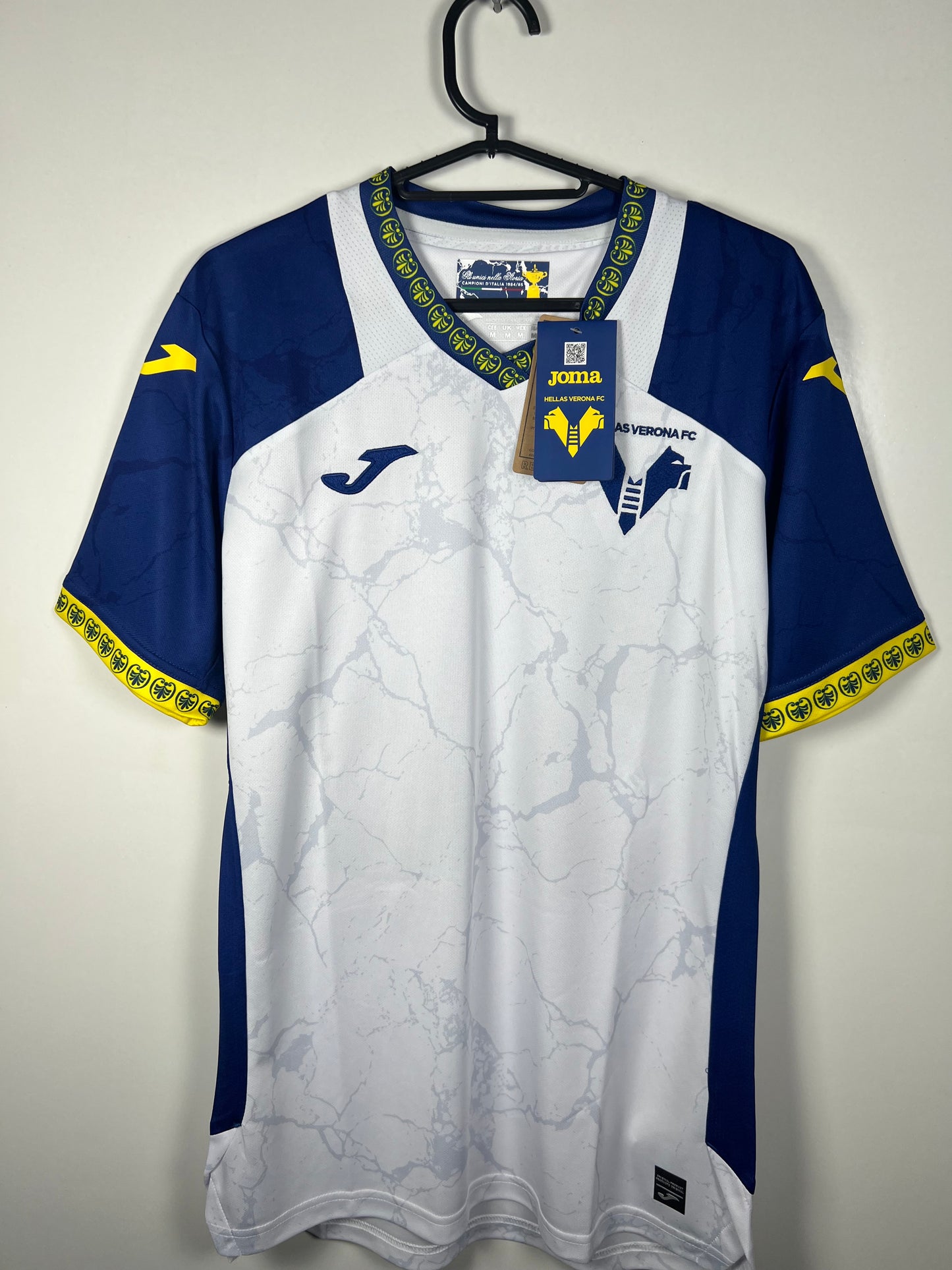 Hellas Verona 2024-2025 uit Tchatchoua M