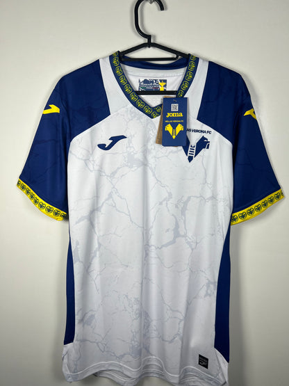Hellas Verona 2024-2025 uit Tchatchoua M