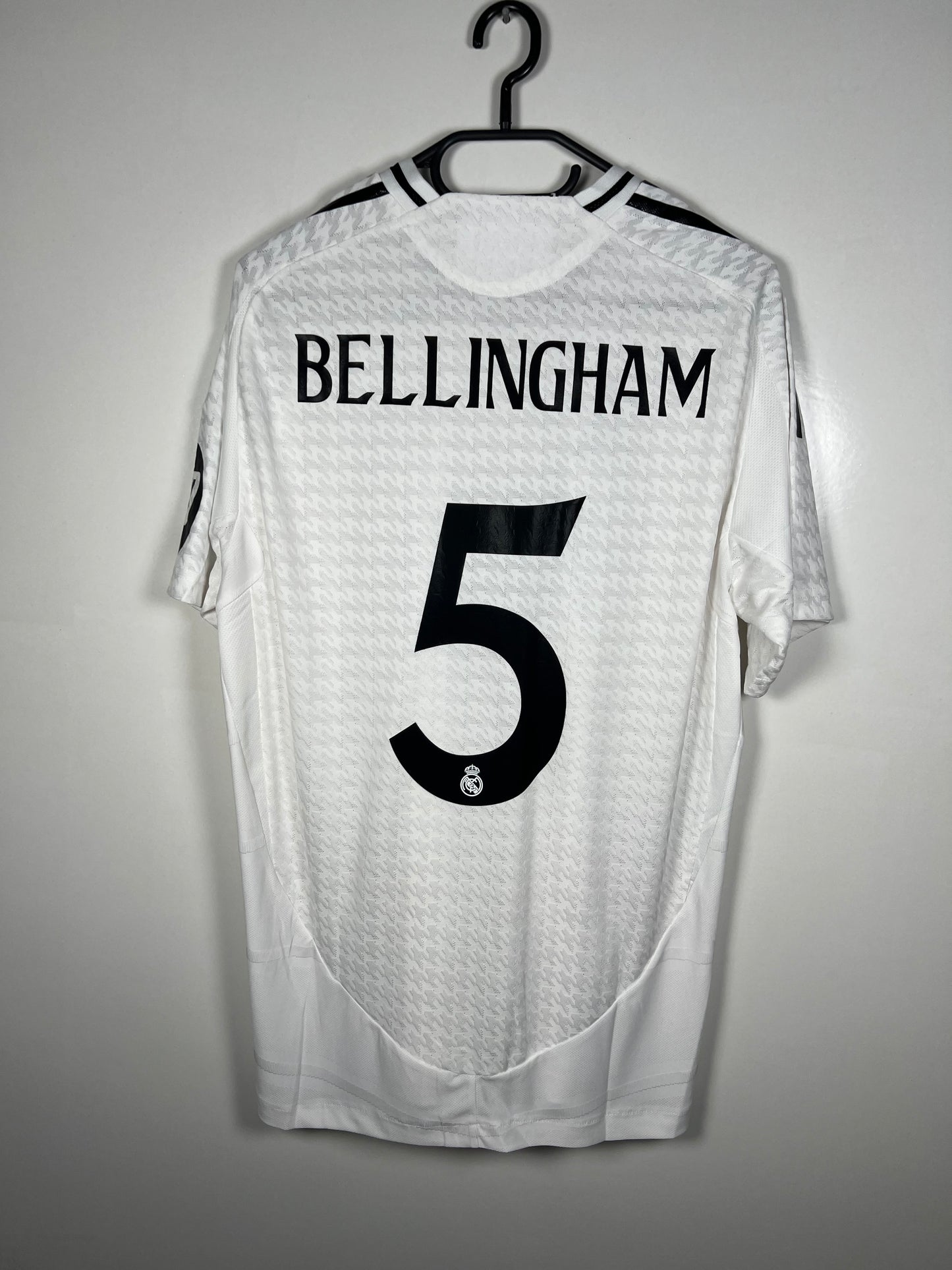 Real Madrid 2024-2025 thuis spelerversie shirt, Jude Bellingham, nieuw met kaartje