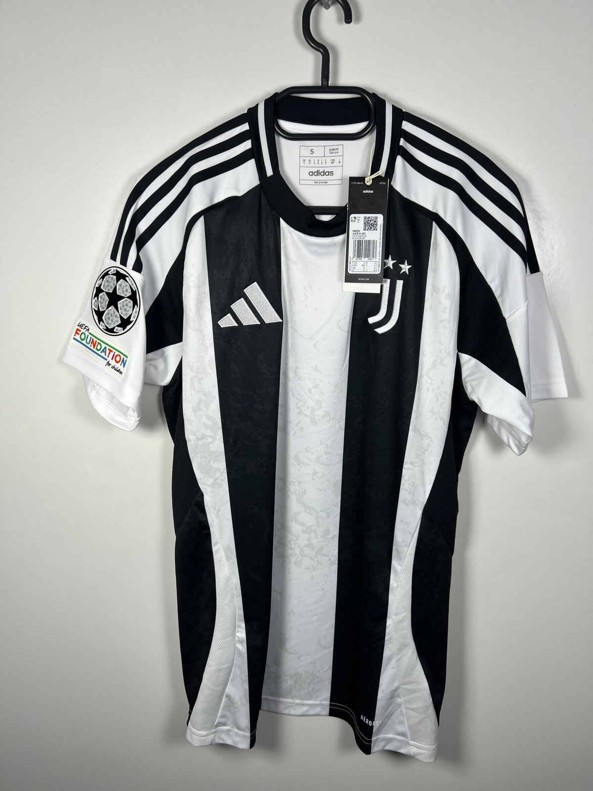 Juventus 2024-2025 thuis Conceicao S