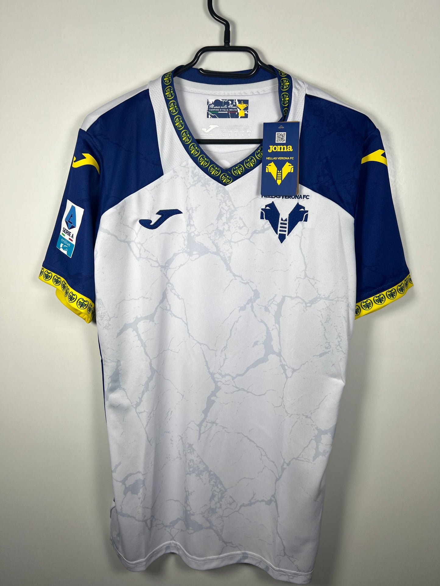 Hellas Verona 2024-2025 uit Lazovic L