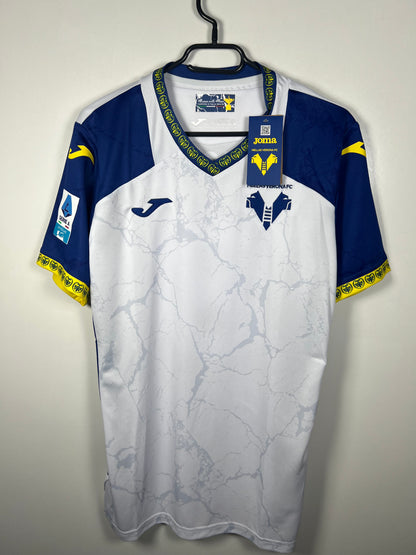 Hellas Verona 2024-2025 uit Lazovic L
