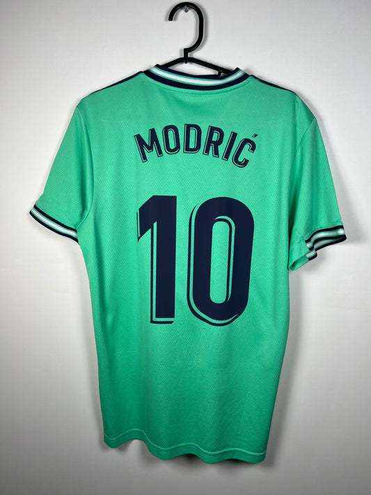 Real Madrid 2019-2020 3e Modric S