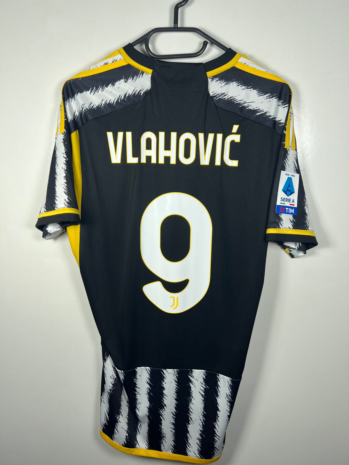 Juventus 2023-2024 thuis Vlahovic M