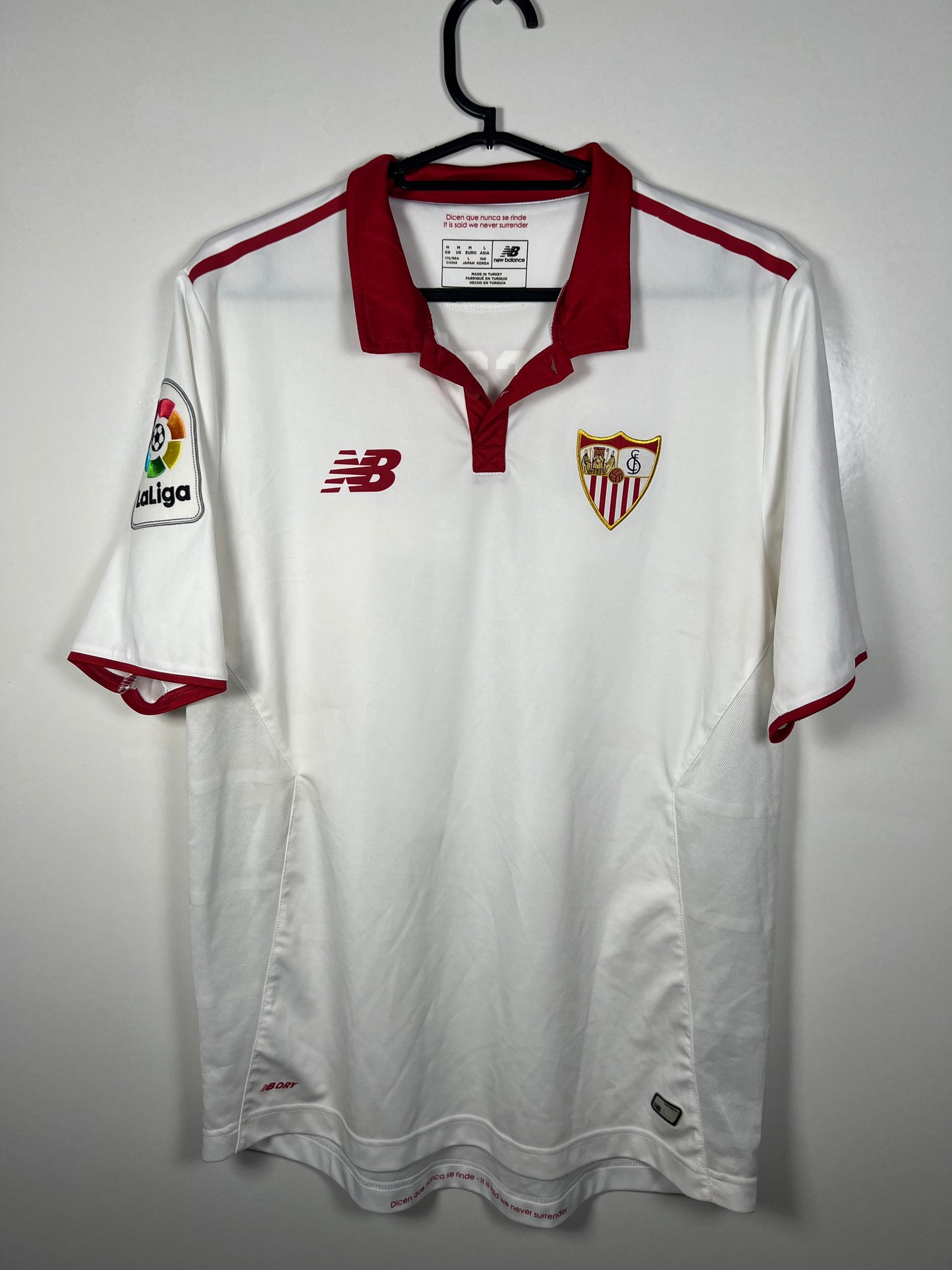 Sevilla 2016-2017 thuis Sarabia M