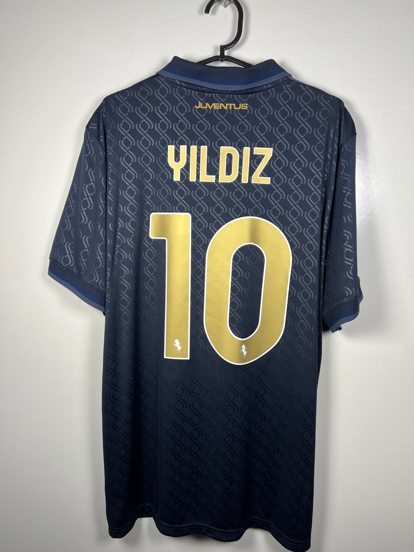 Juventus 2024-2025 3e Kenan Yildiz XL