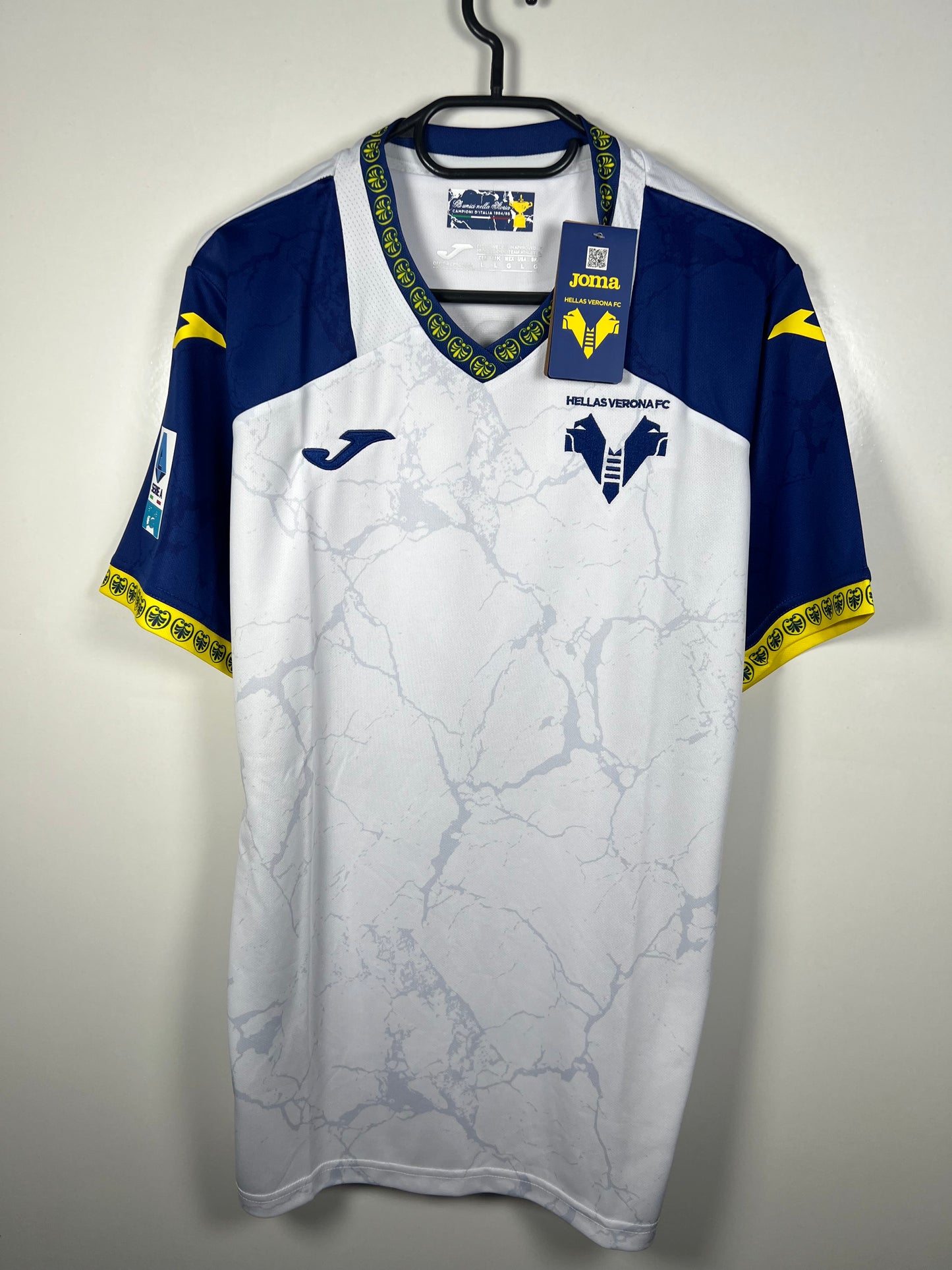 Hellas Verona 2024-2025 uit Bradaric L