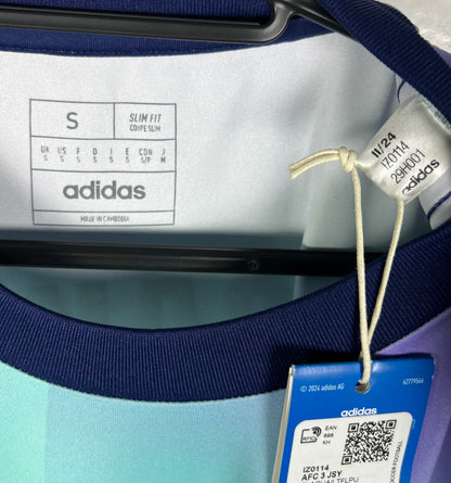 Arsenal 2024-2025 3e Saka S