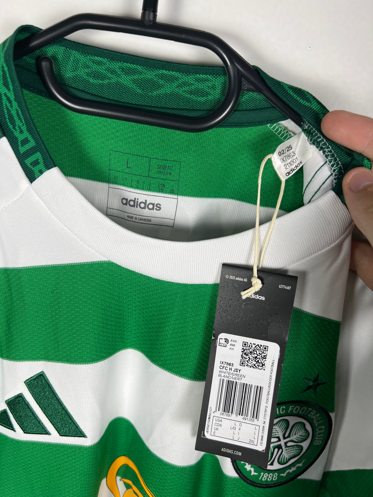 Celtic 2024-2025 thuis Kuhn L