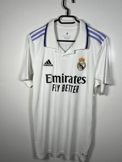 Real Madrid 2022-2023 thuis Modric M