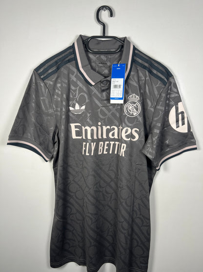 Real Madrid 2024-2025 3e Mbappe M