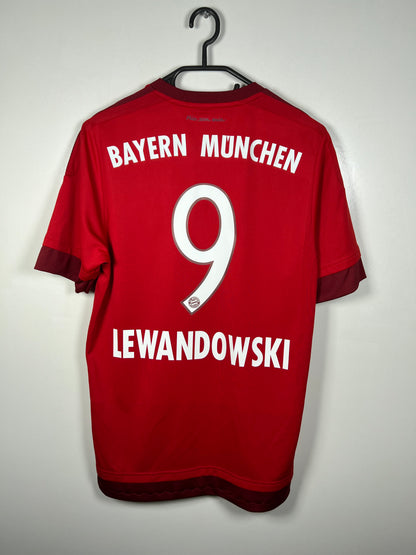 Bayern München 2015-2016 thuis Lewandoski S