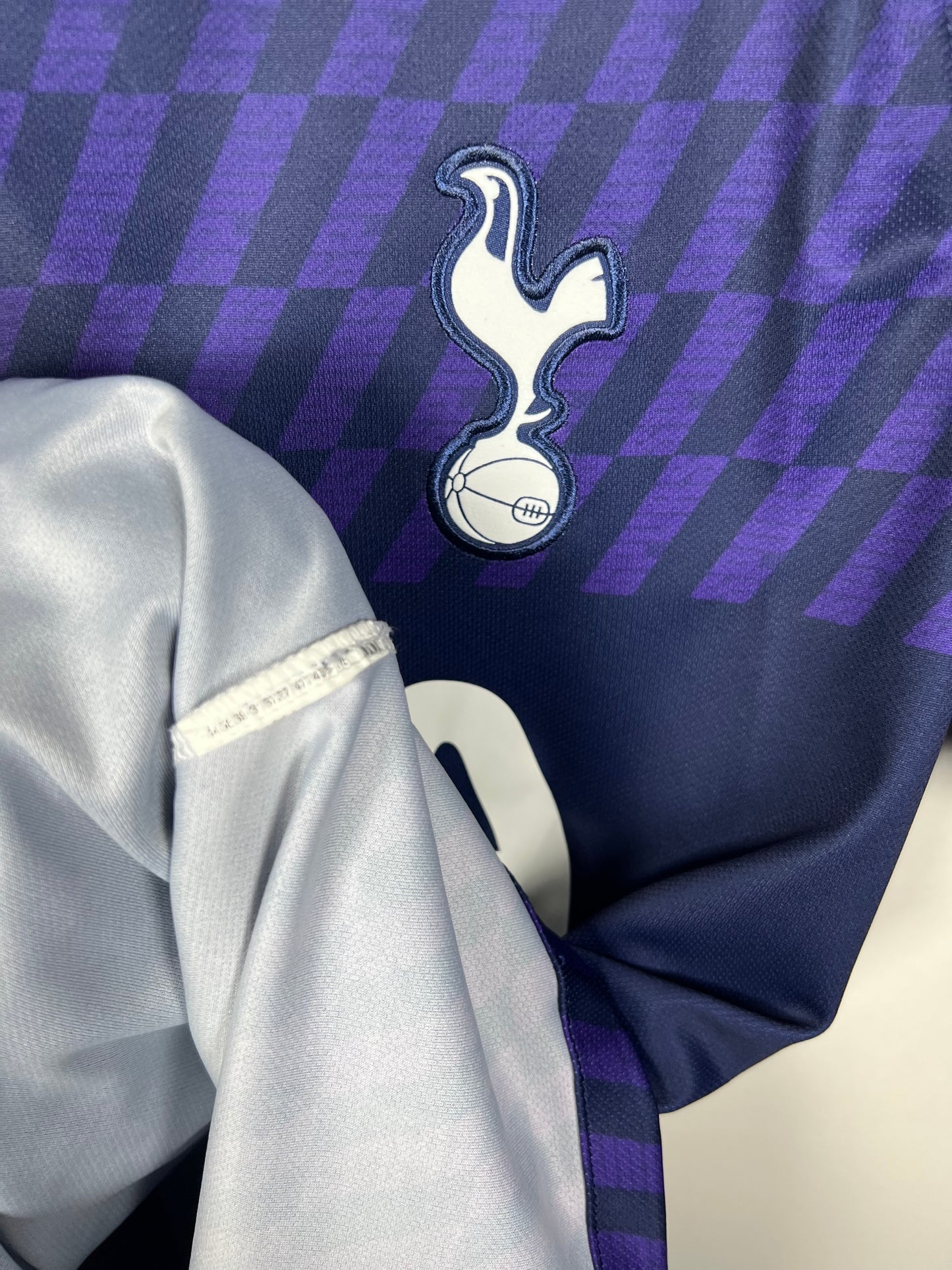Tottenham Hotspur 2019-2020 uit Son S