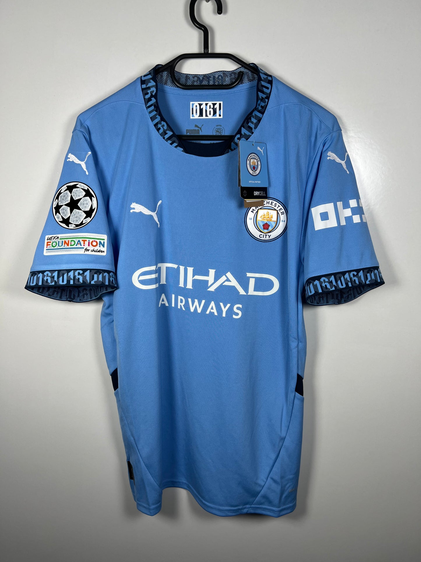 Manchester City 2024-2025 thuis Rodrigo M