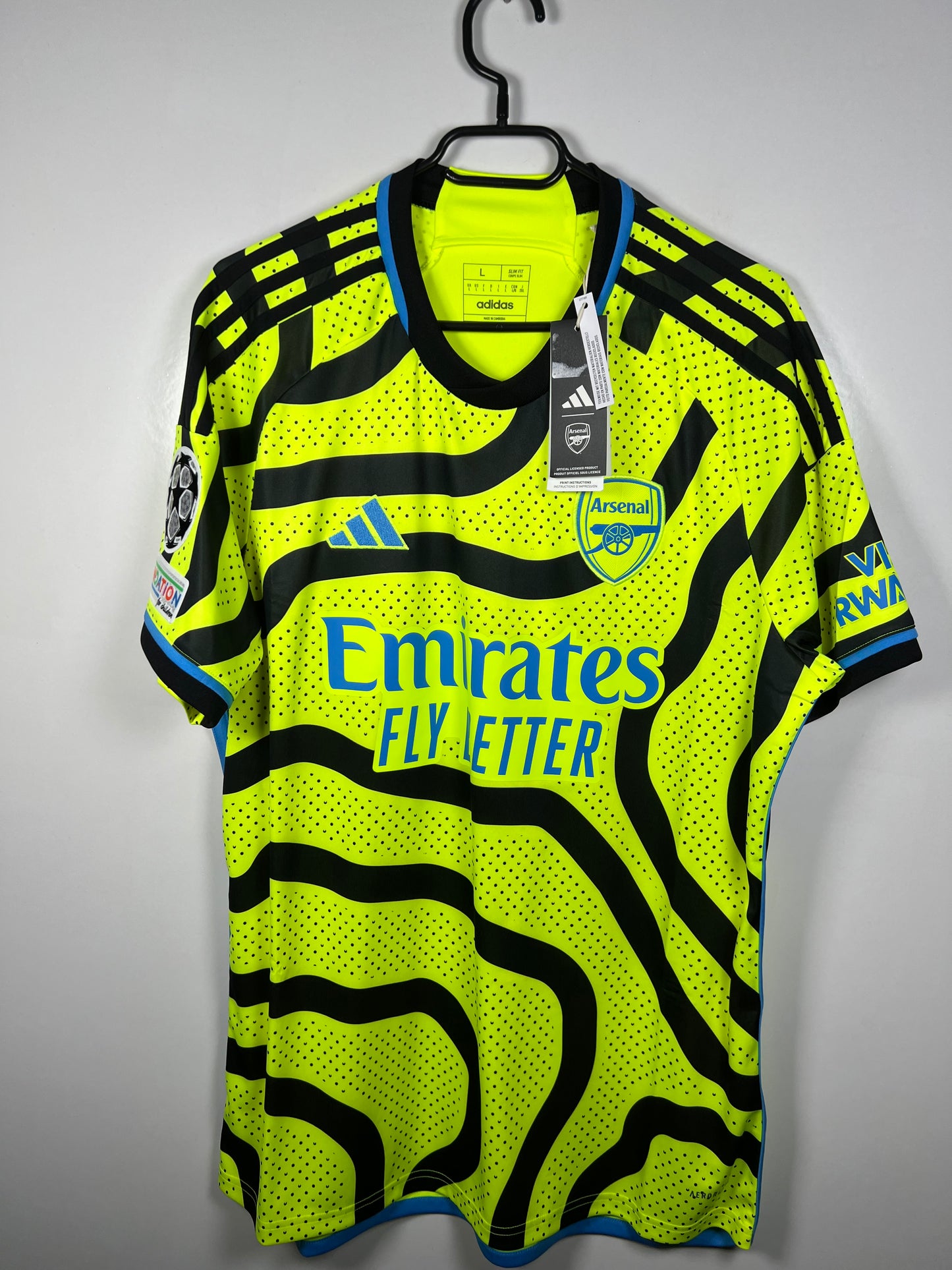 Arsenal 2023-2024 uit Saliba L