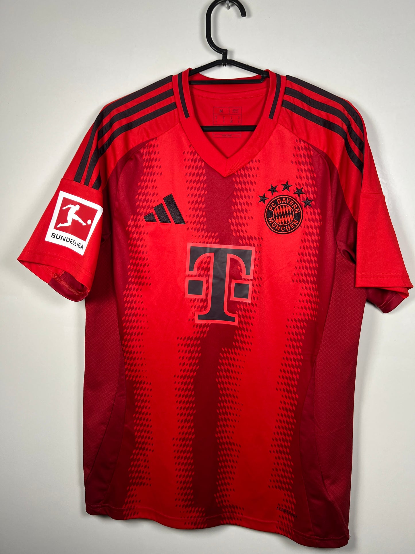 Bayern München 2024-2025 thuis Musiala M