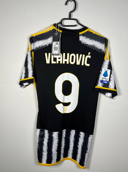 Juventus 2023-2024 thuis Vlahovic, Nieuw met kaartje