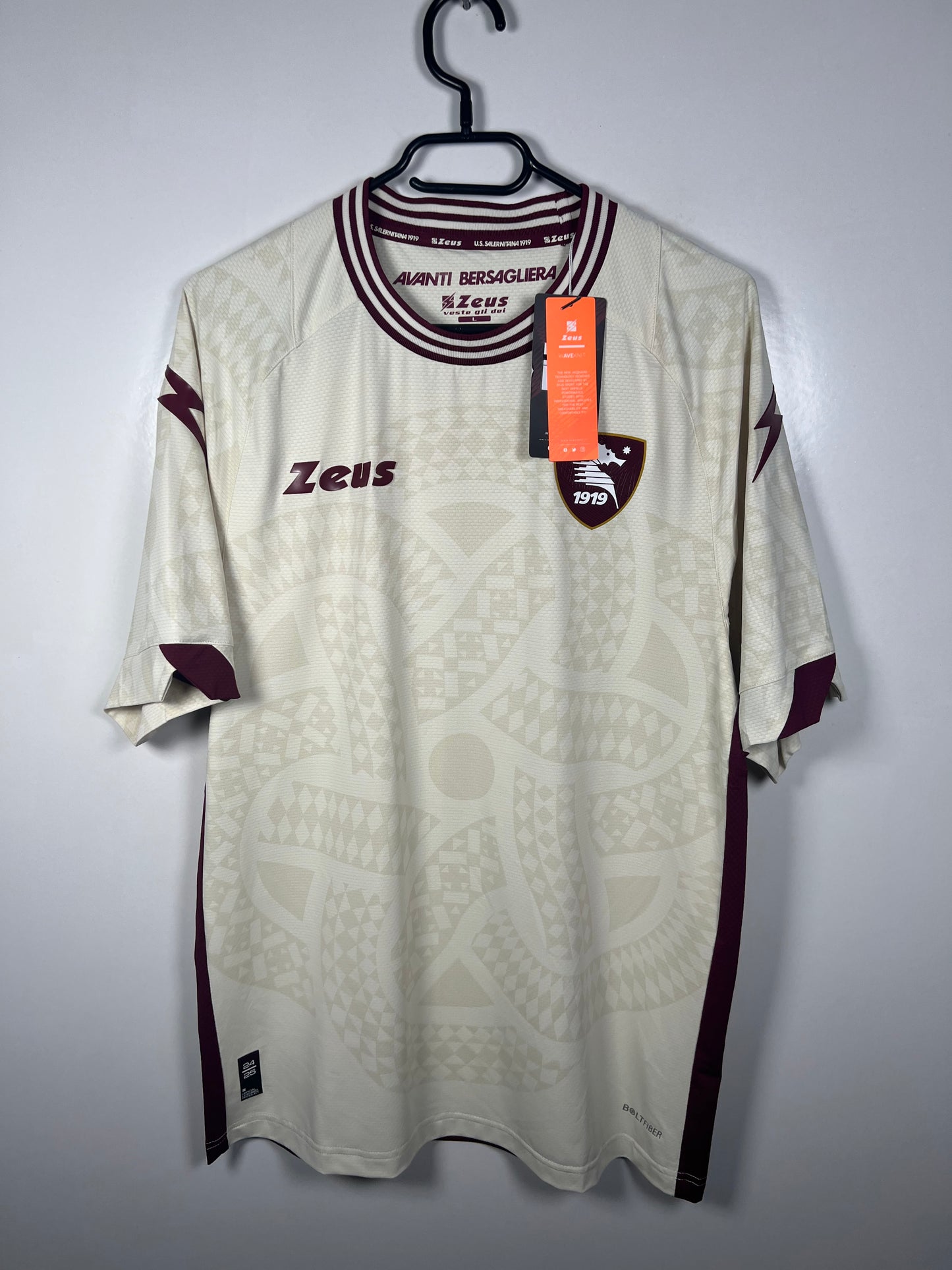 Salernitana 2025-2026 uit Amatucci L