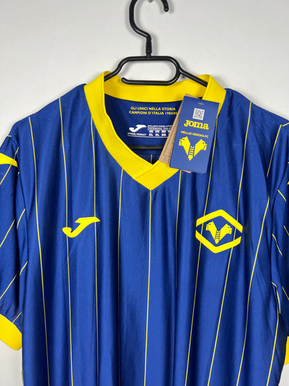 Hellas Verona 2024-2025 thuis Sarr XL