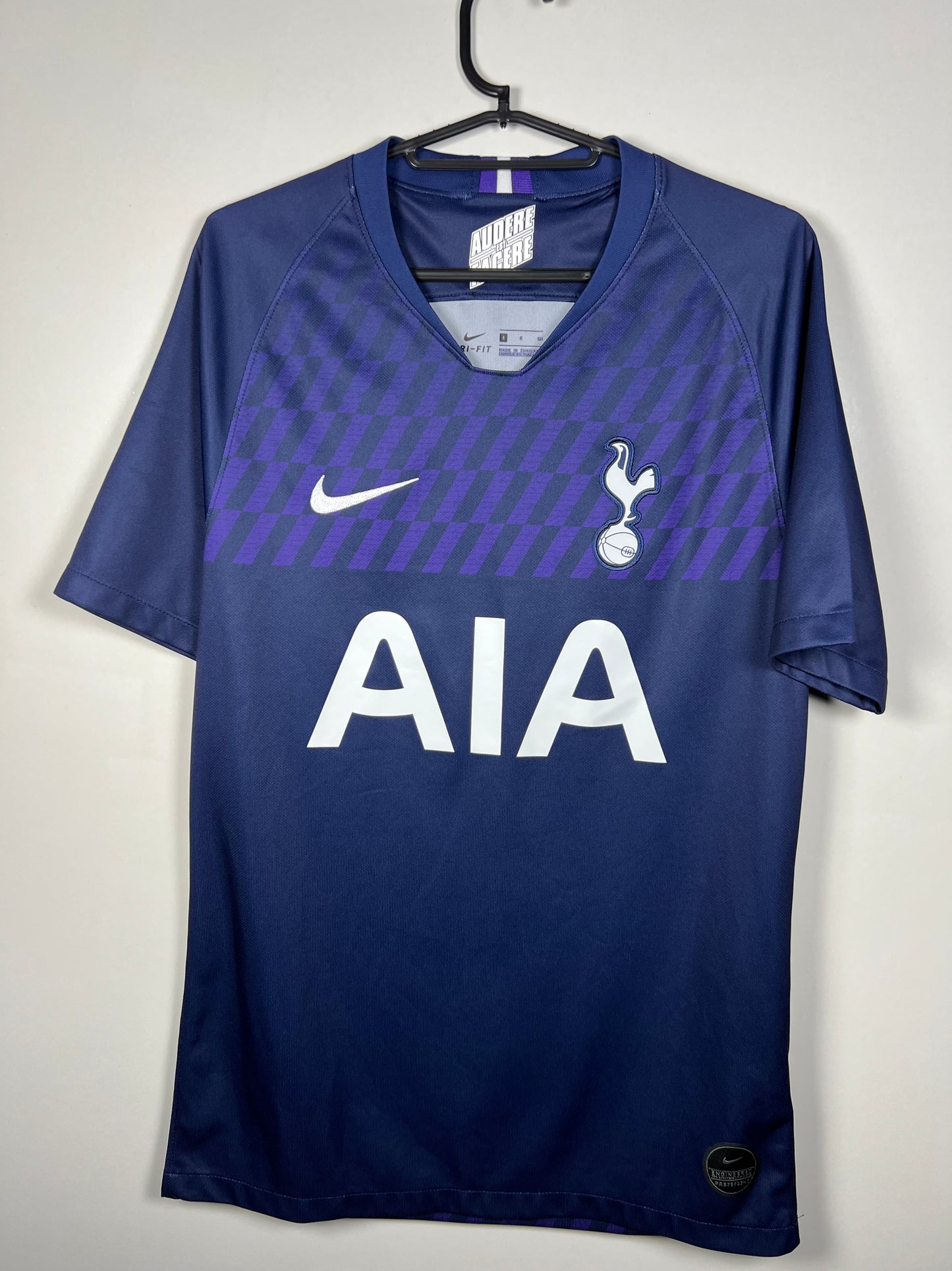 Tottenham Hotspur 2019-2020 uit Heung Min Son S