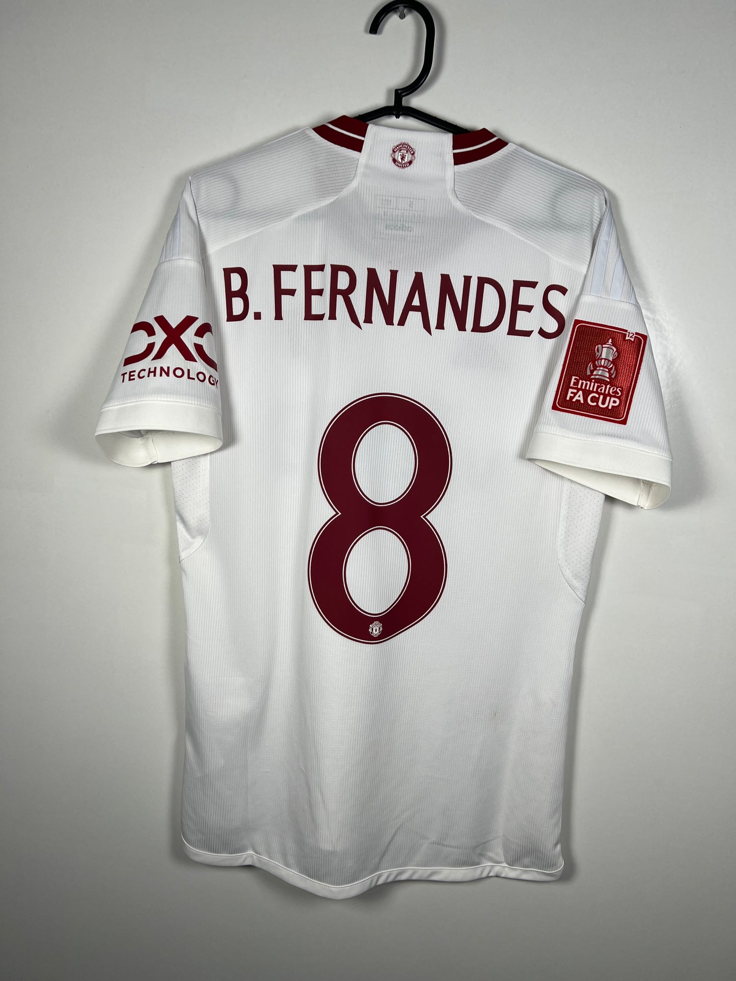 Manchester United 2023-2024 3e Bruno Fernandes, Nieuw met kaartje