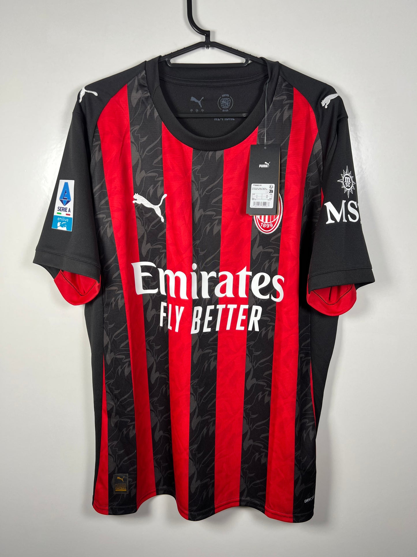 AC Milan 2025-2026 thuis Modric L