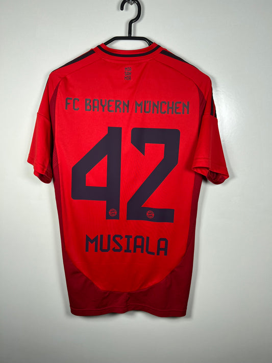 Bayern München 2024-2025 uit Musiala S