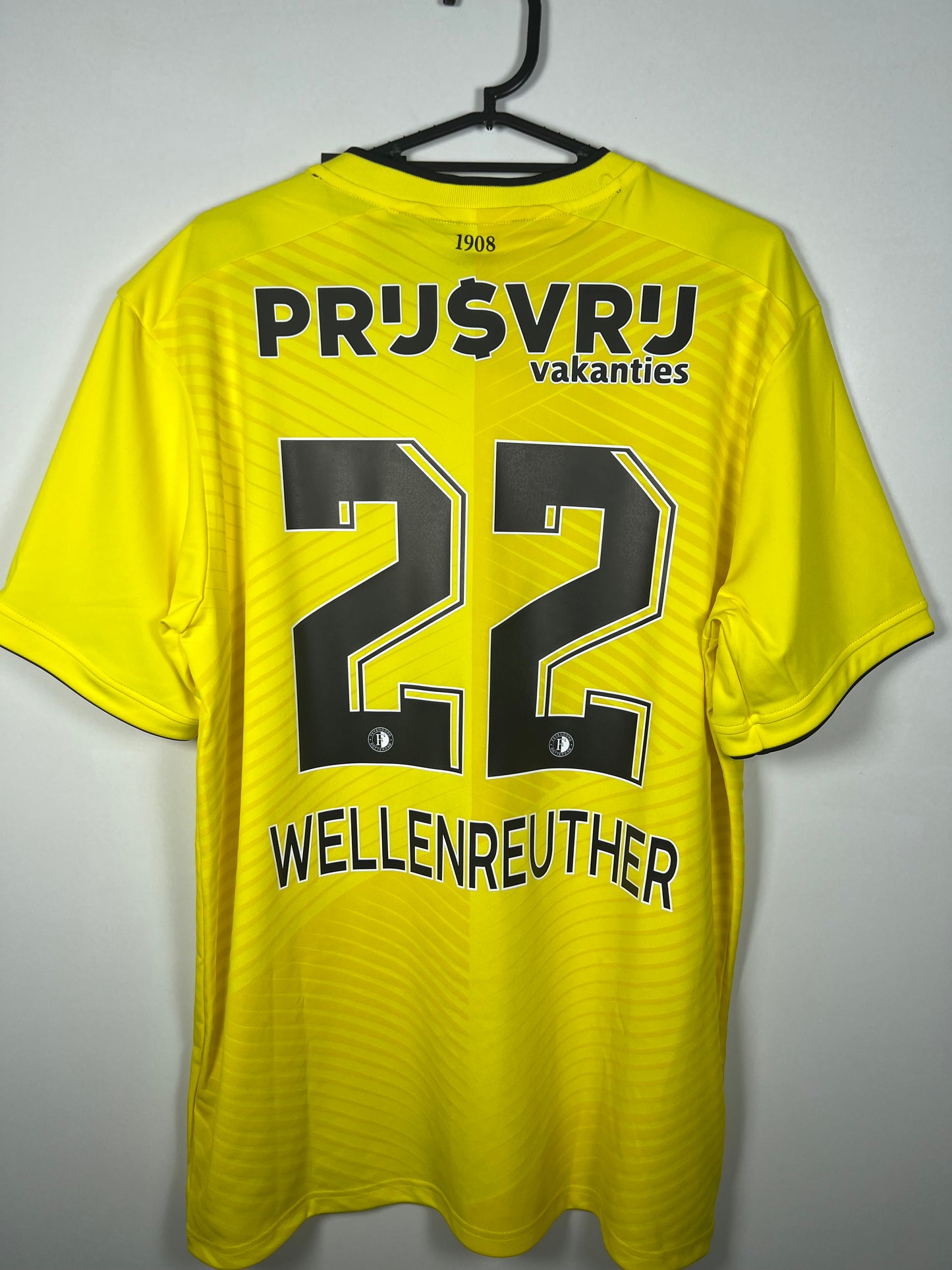 Feyenoord 2023-2024 keeper Wellenreuther L
