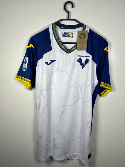 Hellas Verona 2024-2025 uit Sarr L