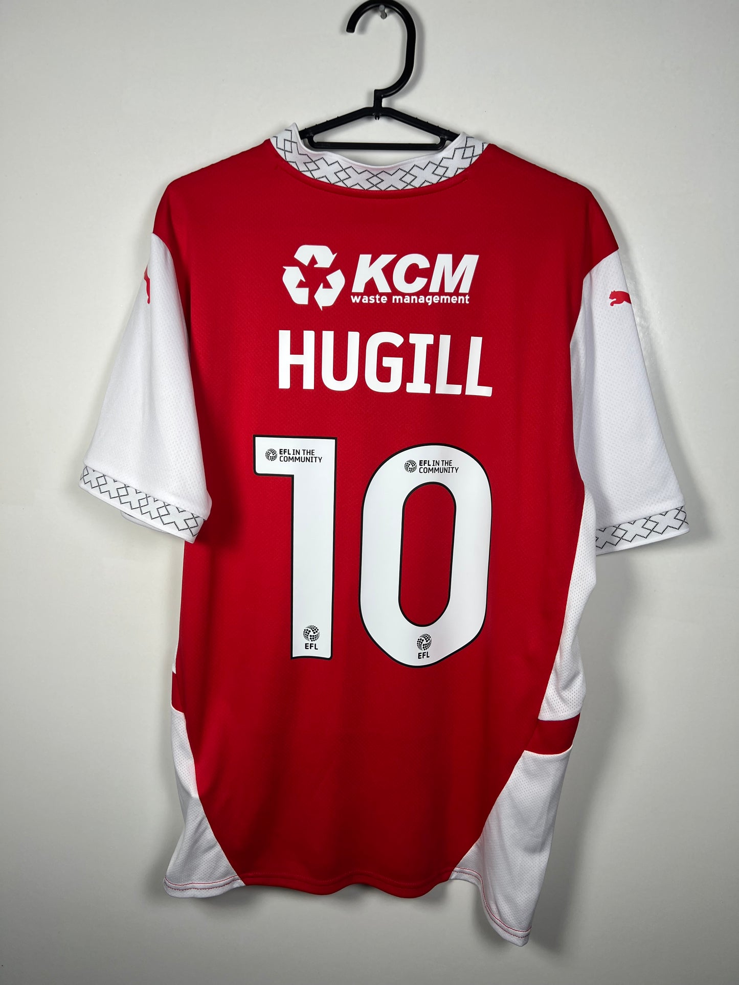 Roterham United 2024-2025 thuis Hugill L