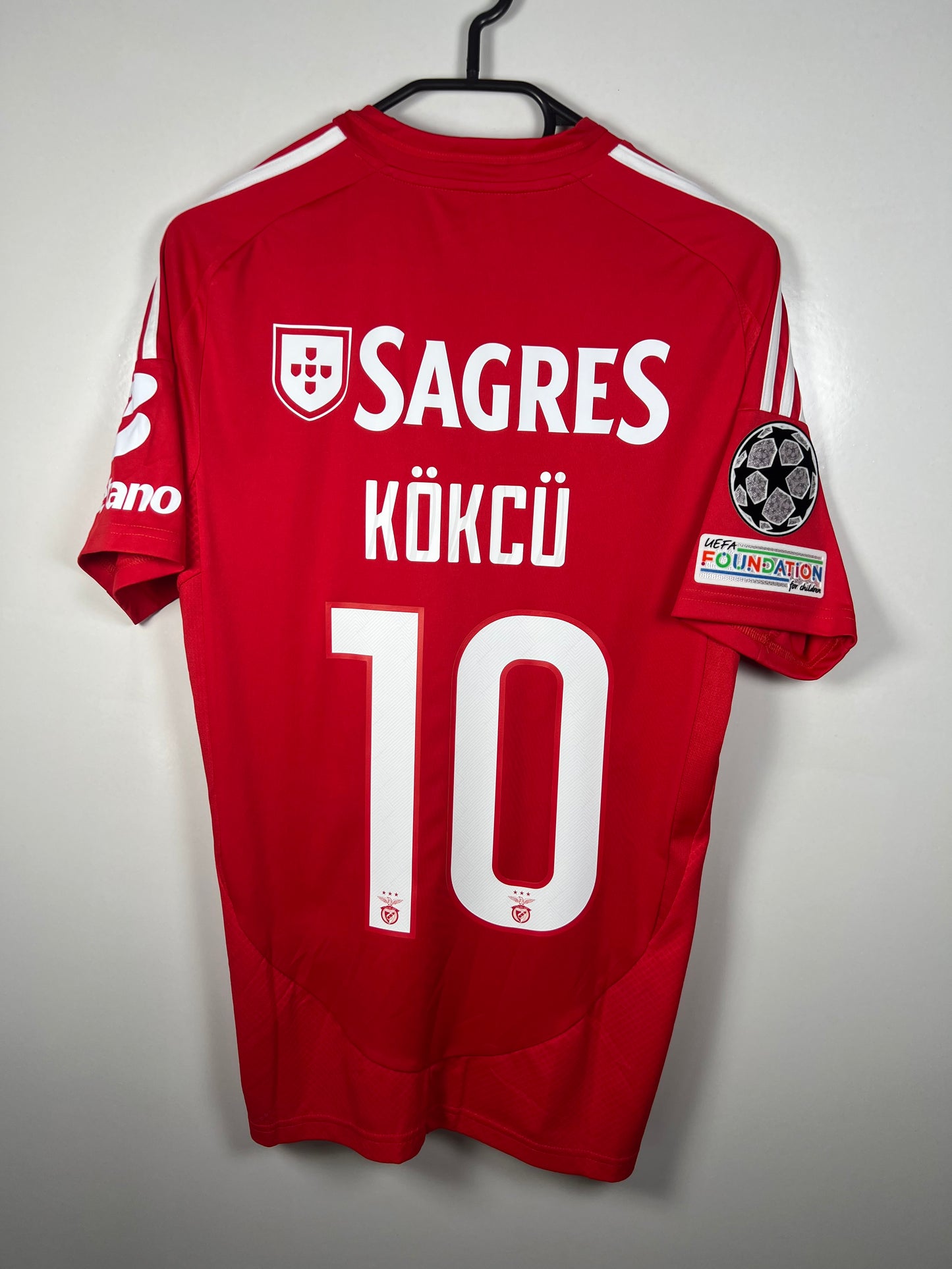 Benfica 2024-2025 thuis Kökcü S