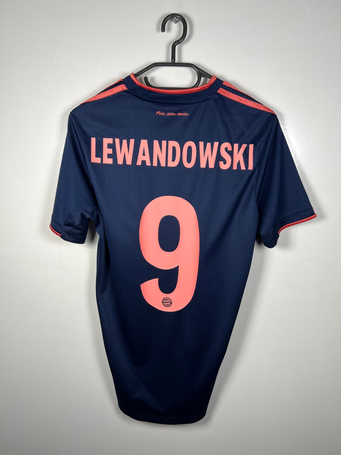 Bayern 2019-2020 3e Lewandoski S