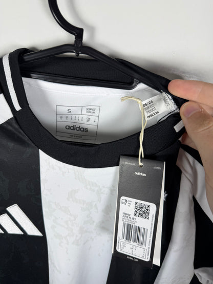 Juventus 2024-2025 thuis Conceicao S