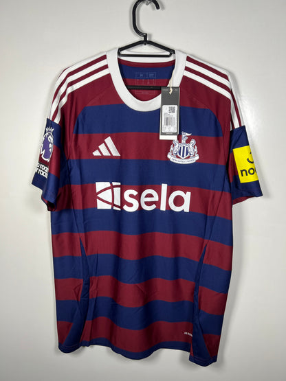 Newcastle United 2024-2025 uit Isak M