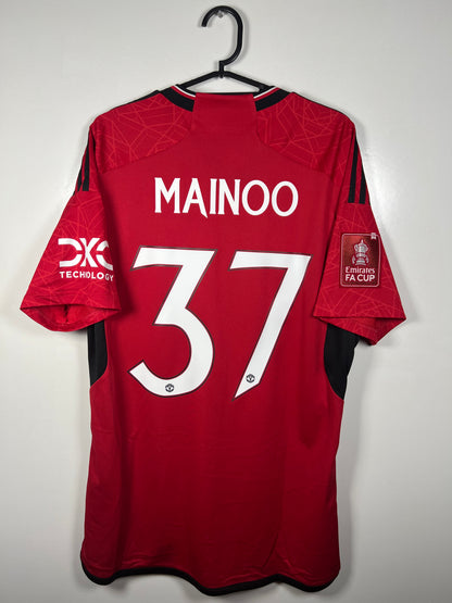 Manchester United 2023-2024 thuis Mainoo L