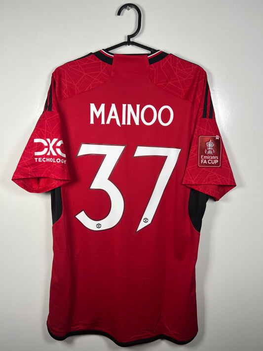 Manchester United 2023-2024 thuis Mainoo L