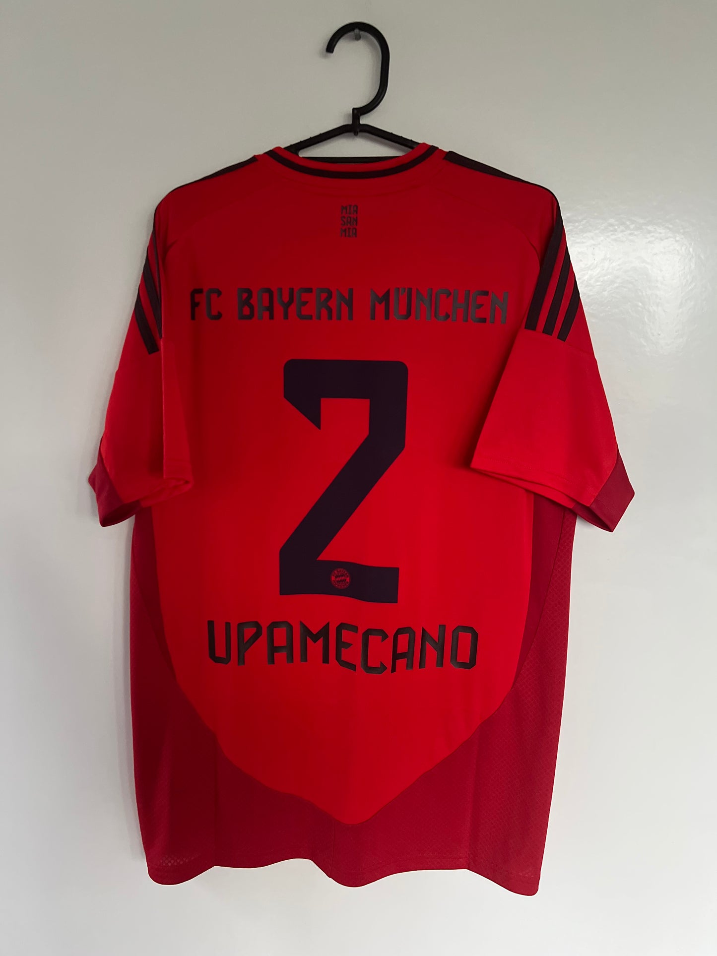 Bayern München 2024-2025 thuis Upamecano L